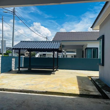 Villa Pool Kepala Batas Kampong Hilir  Exterior foto