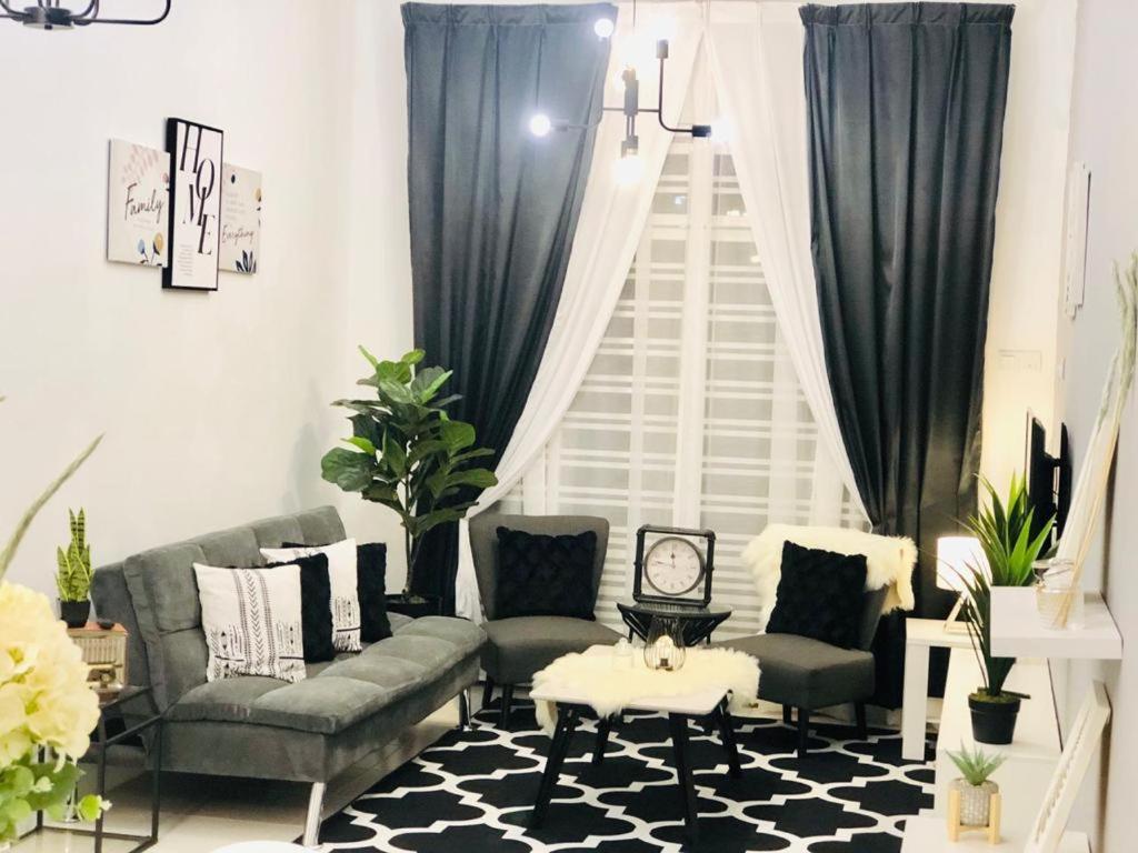 Villa Pool Kepala Batas Kampong Hilir  Exterior foto