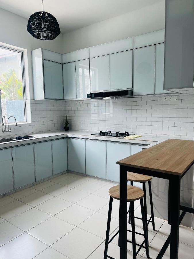 Villa Pool Kepala Batas Kampong Hilir  Exterior foto